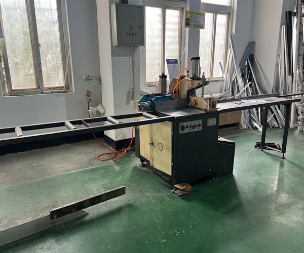 博物馆展柜生产设备