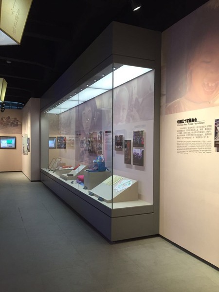 博物馆沿墙通柜