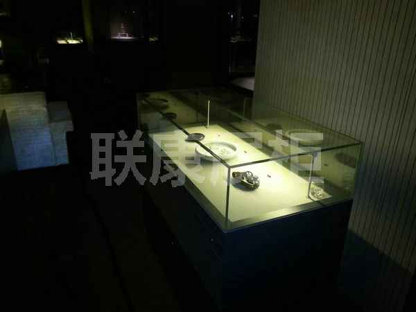 博物馆展柜玻璃
