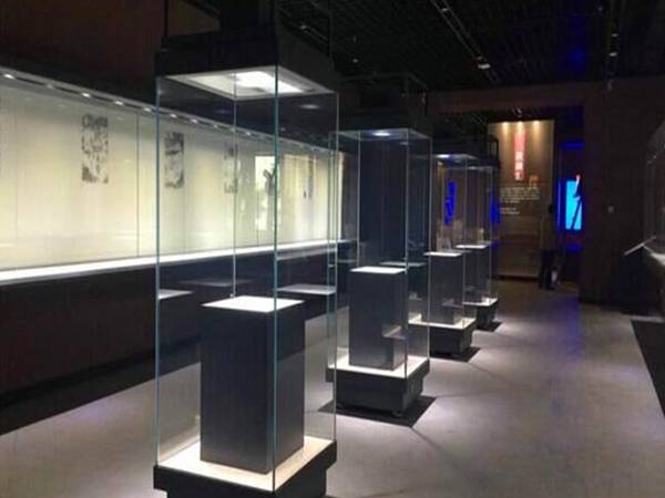 中国博物馆展柜